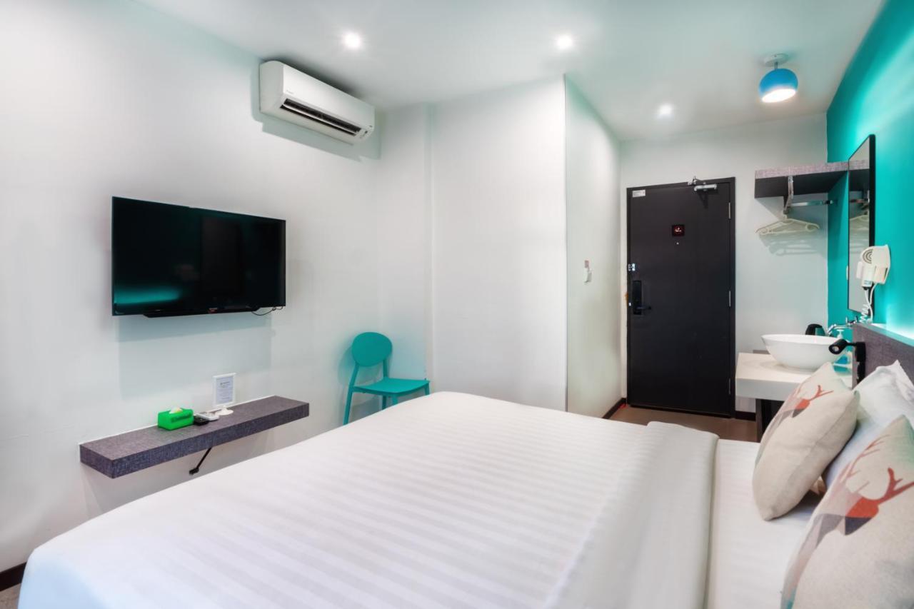 Apple Hotel Times Square George Town Exterior photo